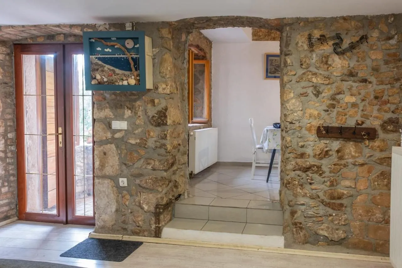 Casa Angelo Villa Nerezine 0*,  Croatia
