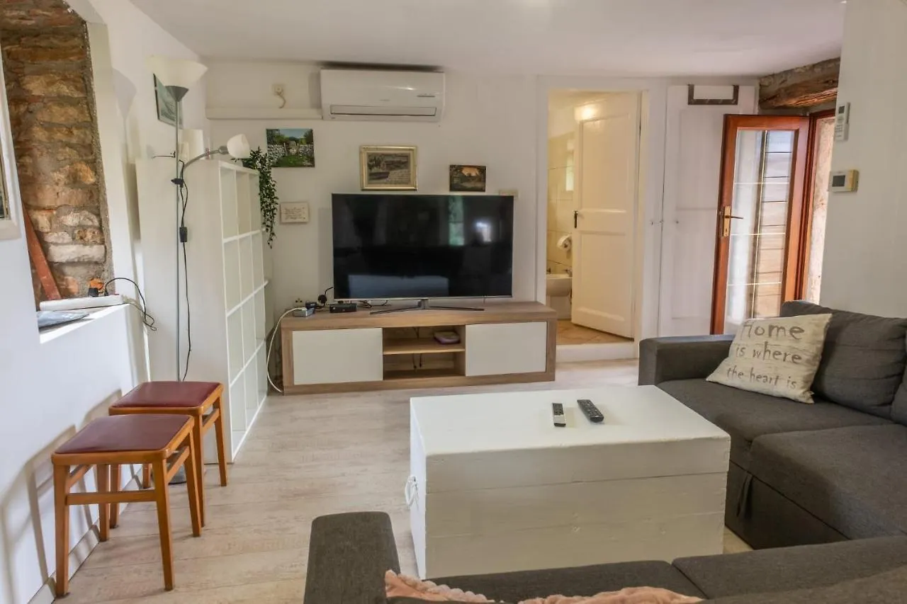 Casa Angelo Villa Nerezine Croatia