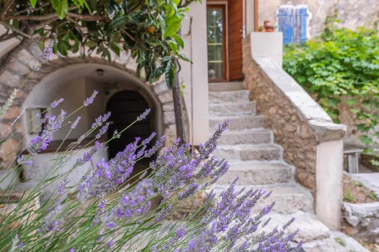 Casa Angelo Villa Nerezine Croatia